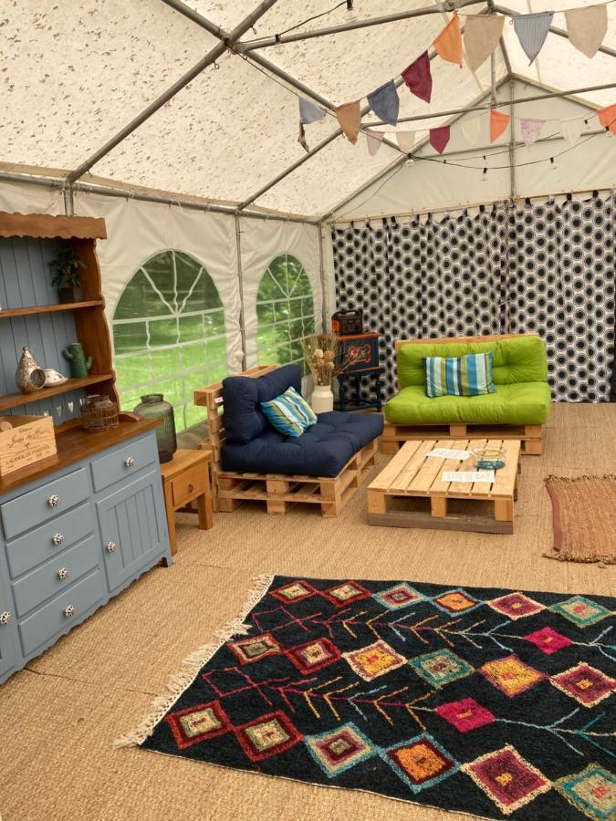 Au Pre Fleuri Eco Glamping Hotel Le Lindois Buitenkant foto