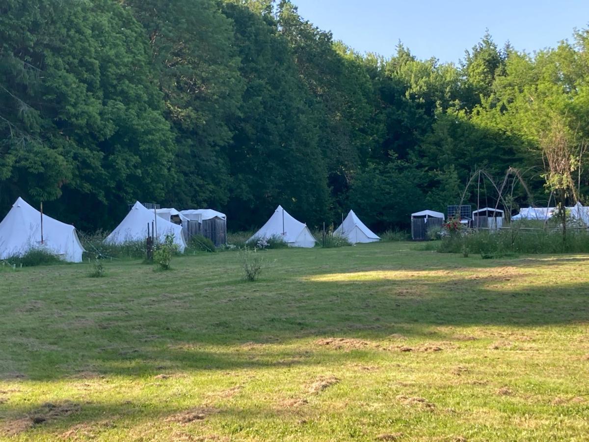 Au Pre Fleuri Eco Glamping Hotel Le Lindois Buitenkant foto