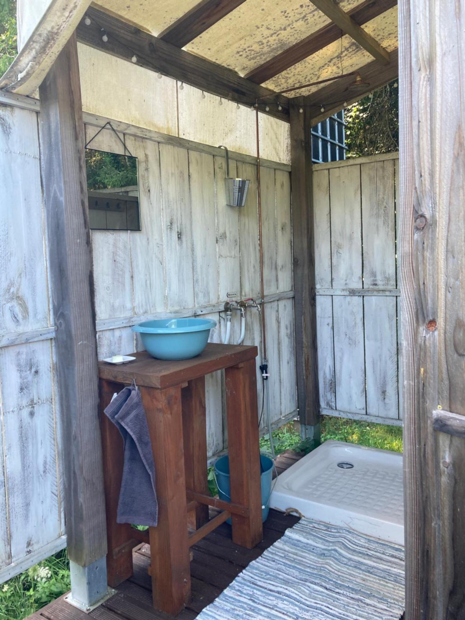 Au Pre Fleuri Eco Glamping Hotel Le Lindois Buitenkant foto